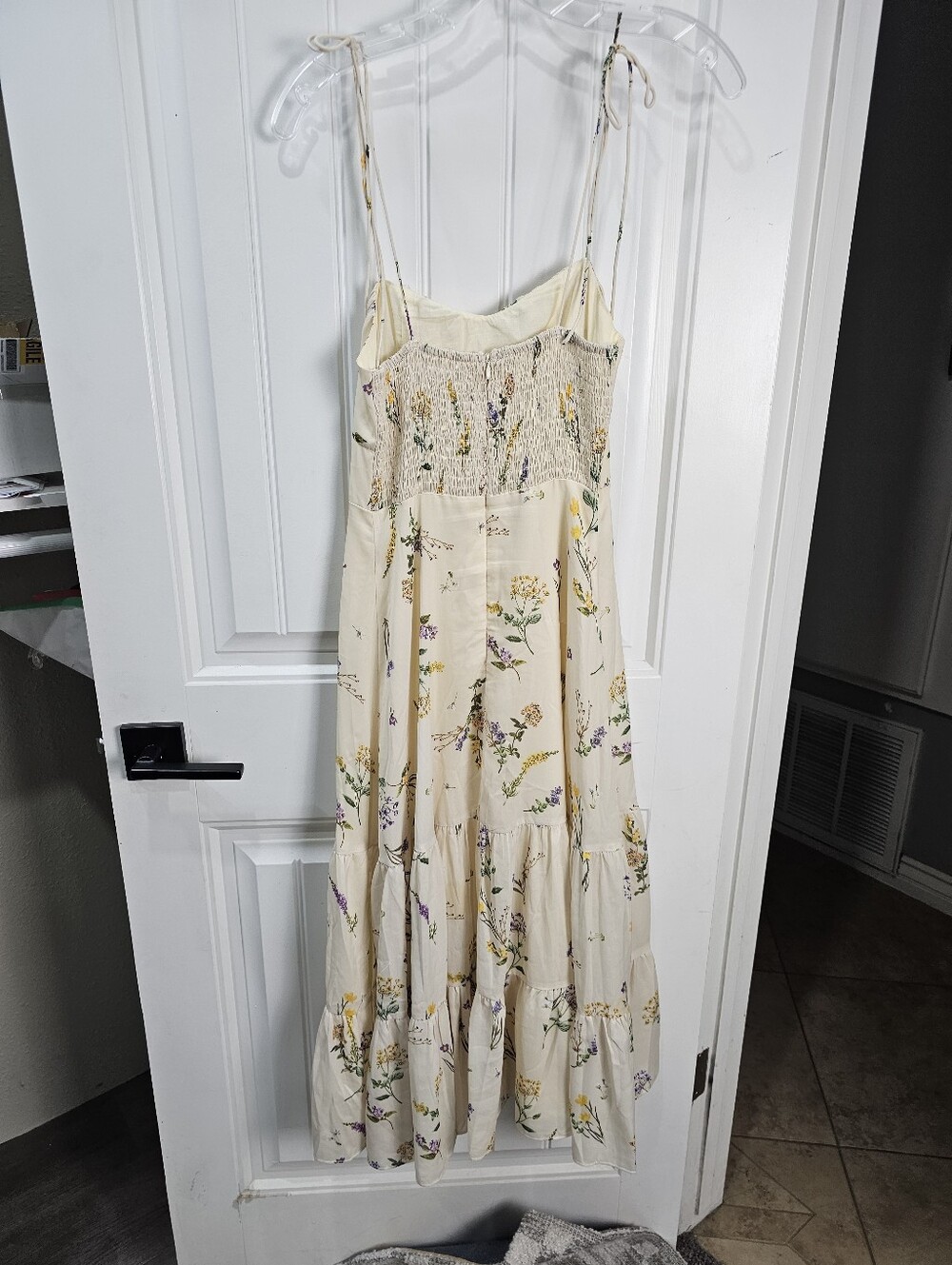 Showpo MONACO SWEETHEART MIDI DRESS IN BOTANICAL FLORAL Cream size 2 - Picture 10 of 11